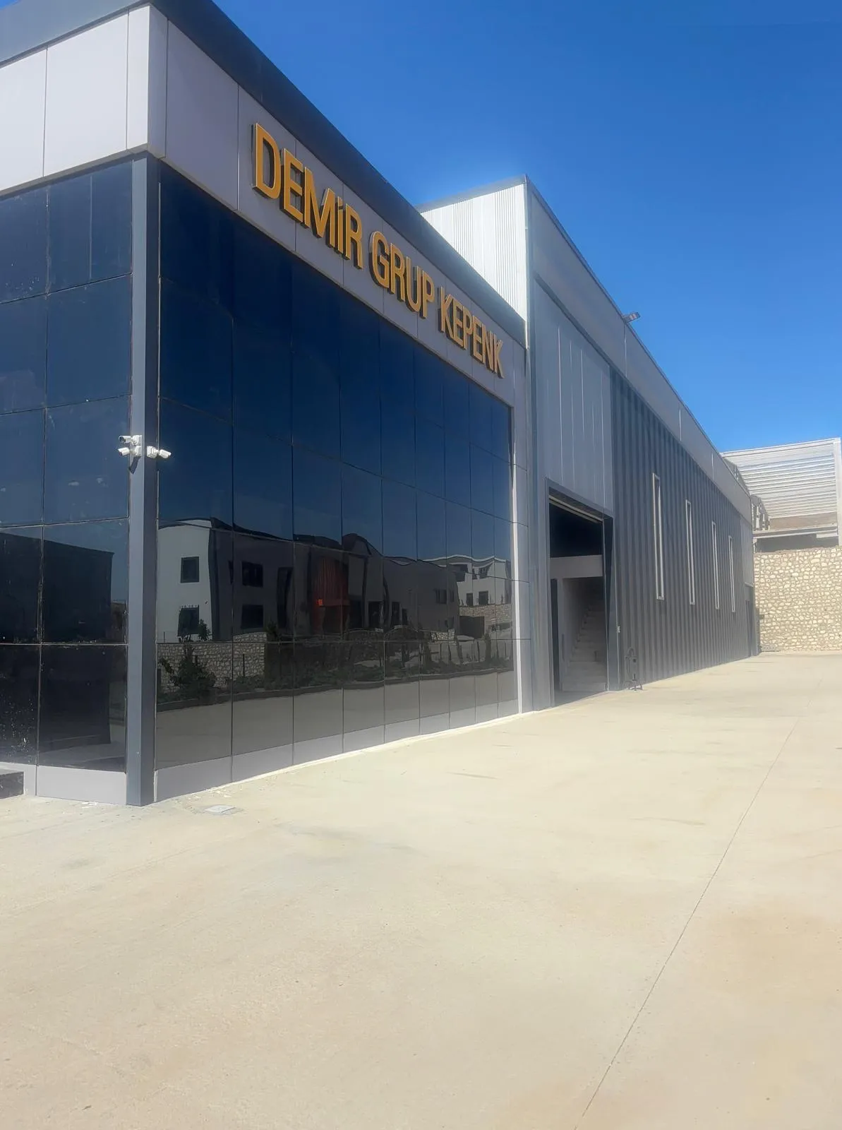 Demir grup fabrika